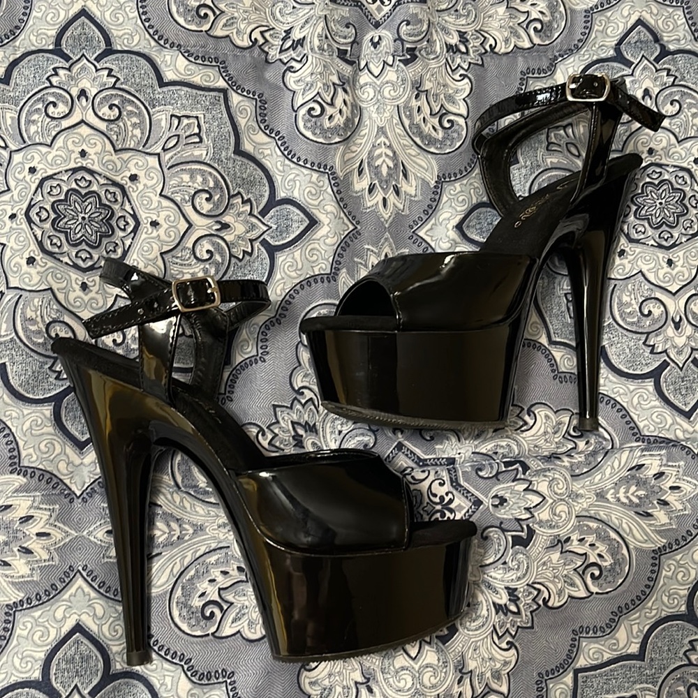 Preloved Black Platform!